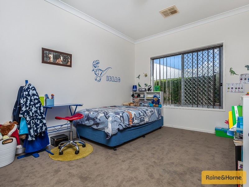 5 Crinum Court, Narangba QLD 4504