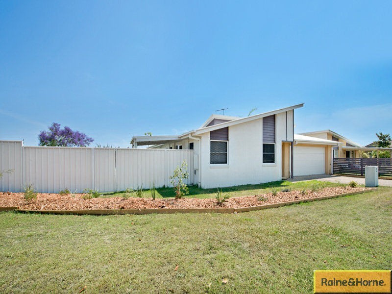 Unit 2/28 Barrine Place, Narangba QLD 4504