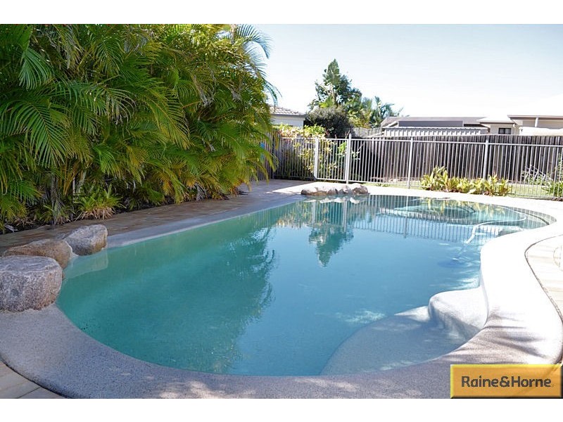 37 Yellow Robin Court, Narangba QLD 4504