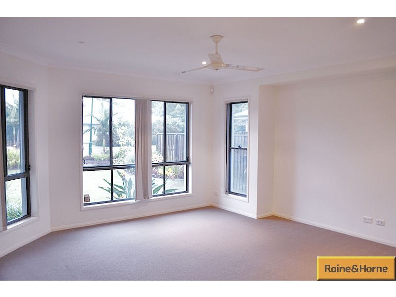 37 Yellow Robin Court, Narangba QLD 4504