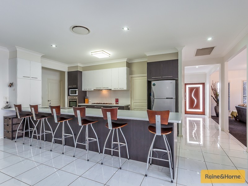 6 Dianella Close, Narangba QLD 4504