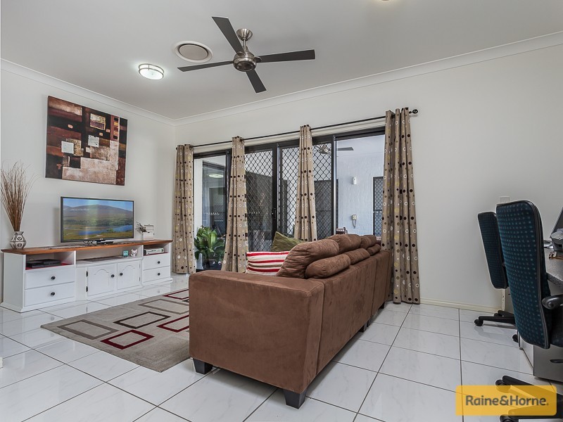 6 Dianella Close, Narangba QLD 4504