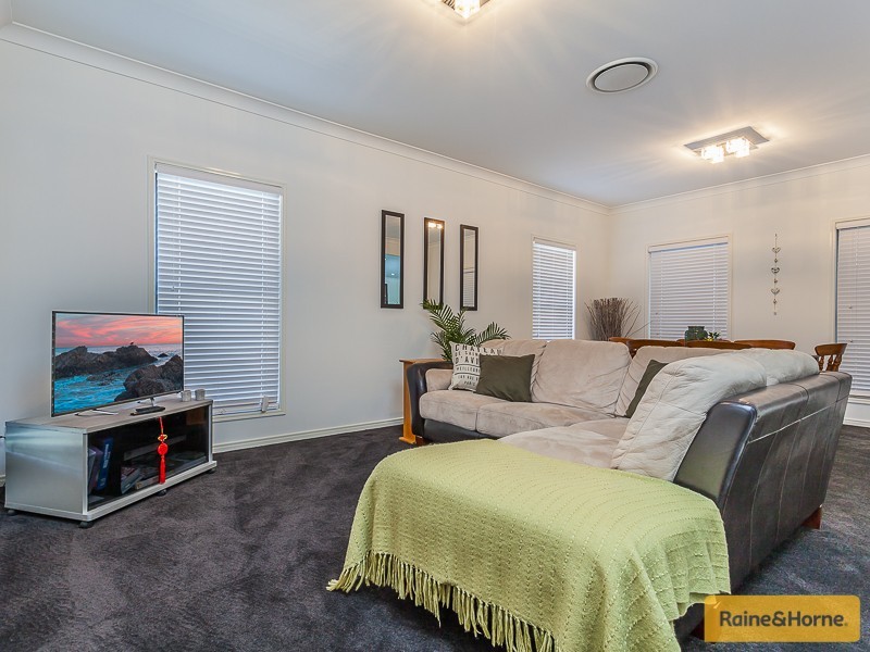 6 Dianella Close, Narangba QLD 4504
