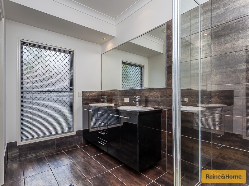6 Dianella Close, Narangba QLD 4504