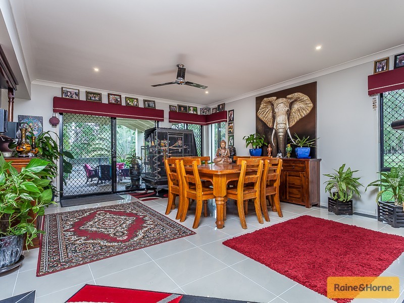 22 Mavis Road, Morayfield QLD 4506