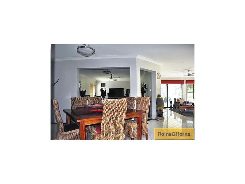22 Mavis Road, Morayfield QLD 4506