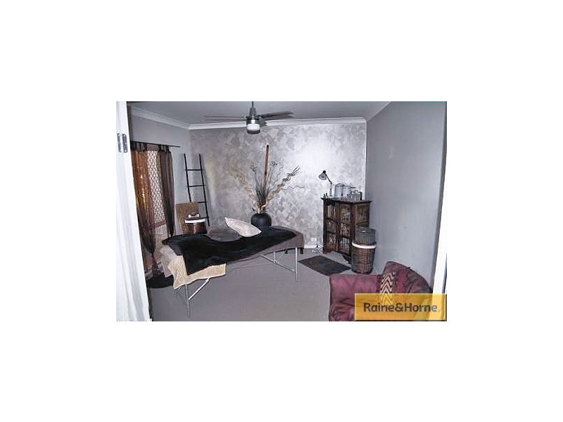 22 Mavis Road, Morayfield QLD 4506