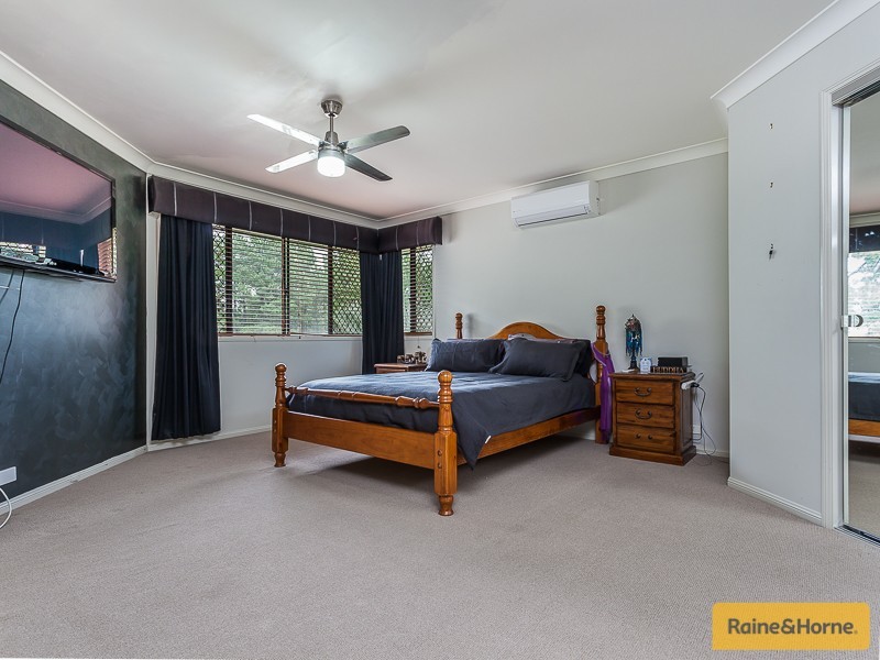 22 Mavis Road, Morayfield QLD 4506