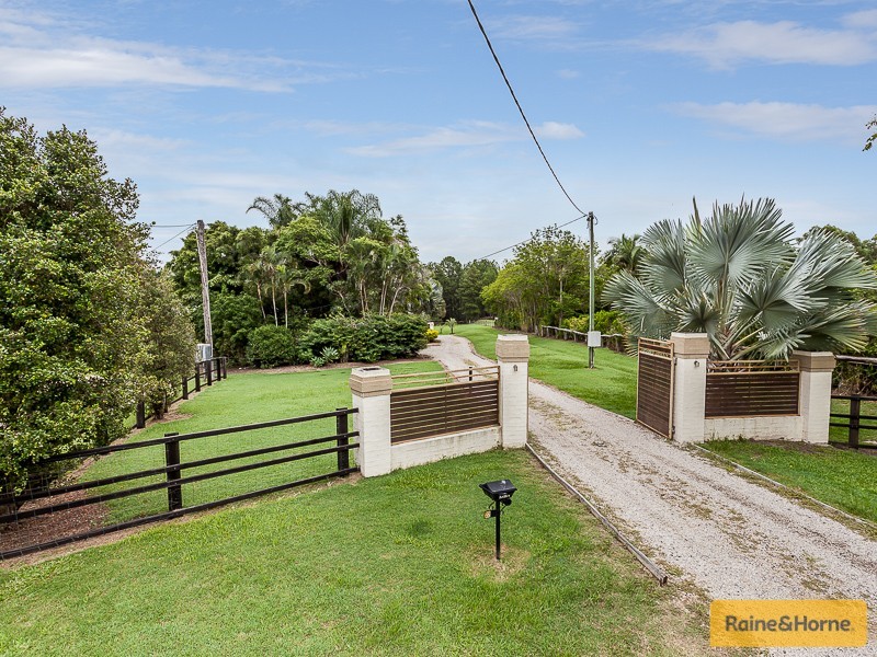 22 Mavis Road, Morayfield QLD 4506