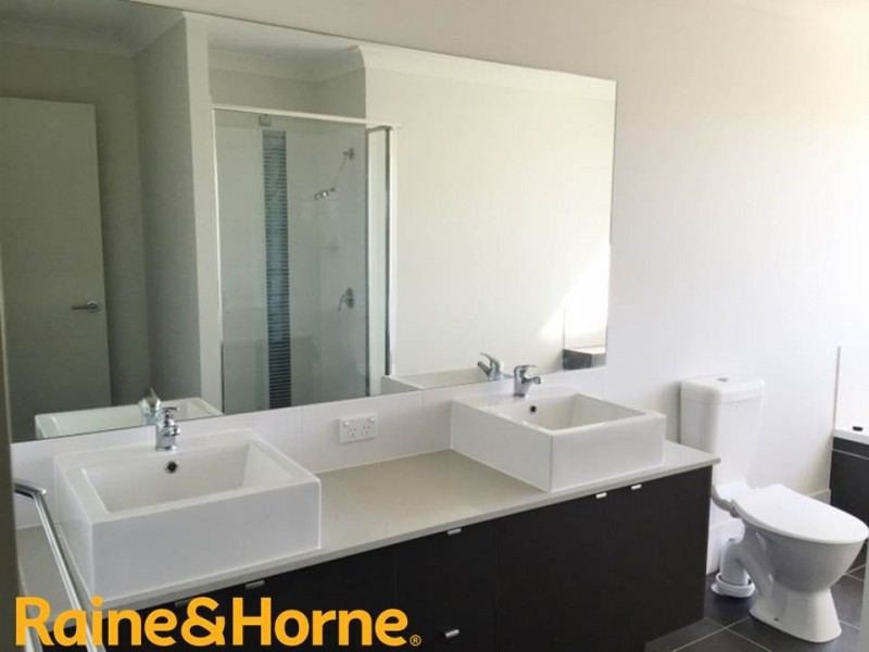 2/1 Gizelle Street, Caboolture QLD 4510