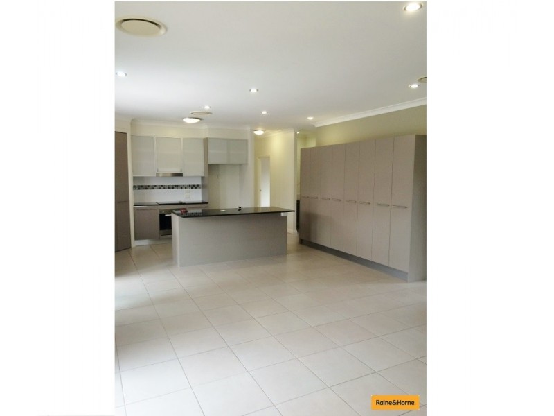 33 Schipper Court, Caboolture QLD 4510