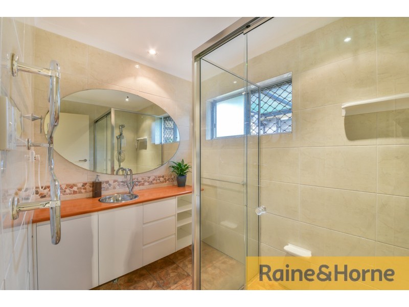 8 Octavius Drive, Kallangur QLD 4503