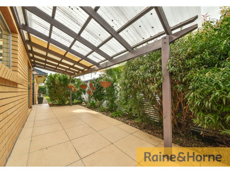 8 Octavius Drive, Kallangur QLD 4503