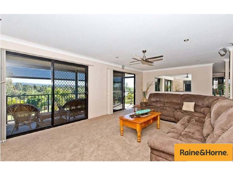 135 Madeline Dr, Morayfield QLD 4506