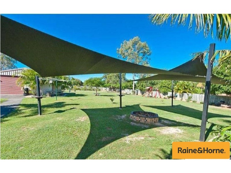 135 Madeline Dr, Morayfield QLD 4506