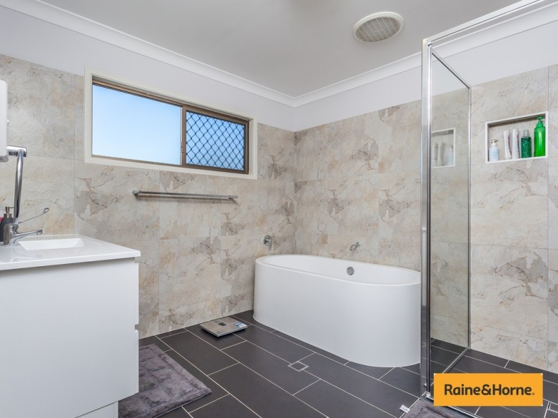 19 Dunbeath Drive, Burpengary QLD 4505