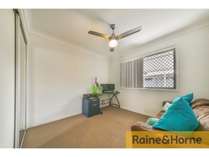 35 Nicole St, Morayfield QLD 4506