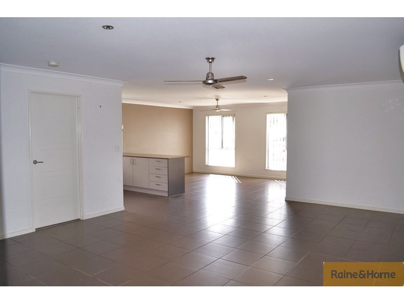 10 Soward Court, Morayfield QLD 4506