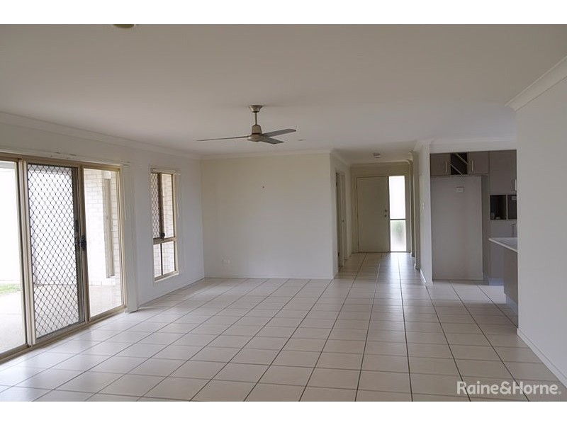 66 Lennon Blvd, Narangba QLD 4504