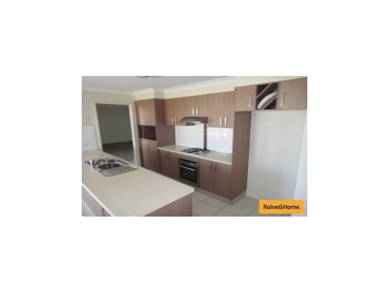 25 Adelaide Drive, Caboolture South QLD 4510