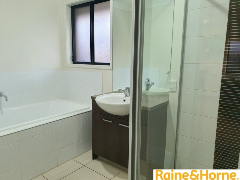 16 Stamens St, Mango Hill QLD 4509