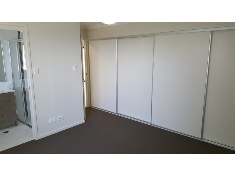 25 Stately Crescent, Narangba QLD 4504