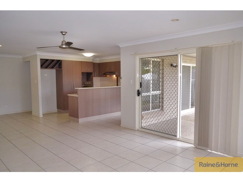 72 Lennon Blvd, Narangba QLD 4504