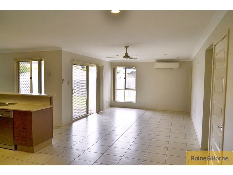 72 Lennon Blvd, Narangba QLD 4504