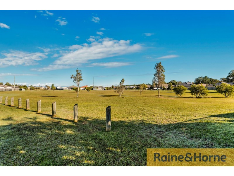 11 Kemp Street, Caboolture QLD 4510