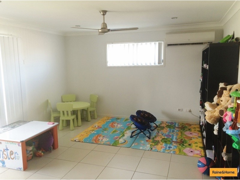 31 Bluejay Circuit, Morayfield QLD 4506