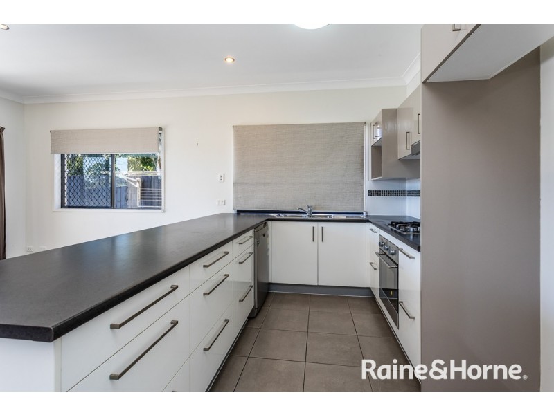 1/143 Station Road, Burpengary QLD 4505