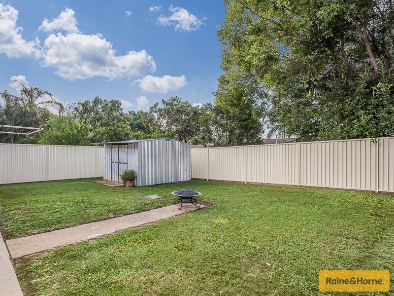 8 Dundee Drive, Morayfield QLD 4506