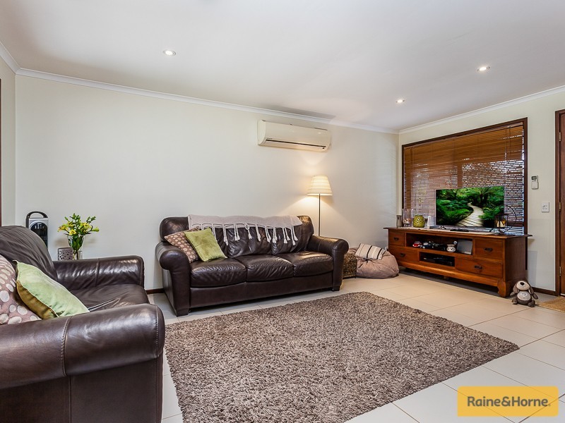 15 Duncombe Road, Narangba QLD 4504