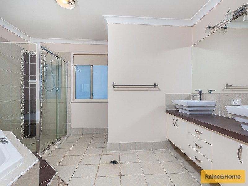 15 Bonnie View Court, Wamuran QLD 4512