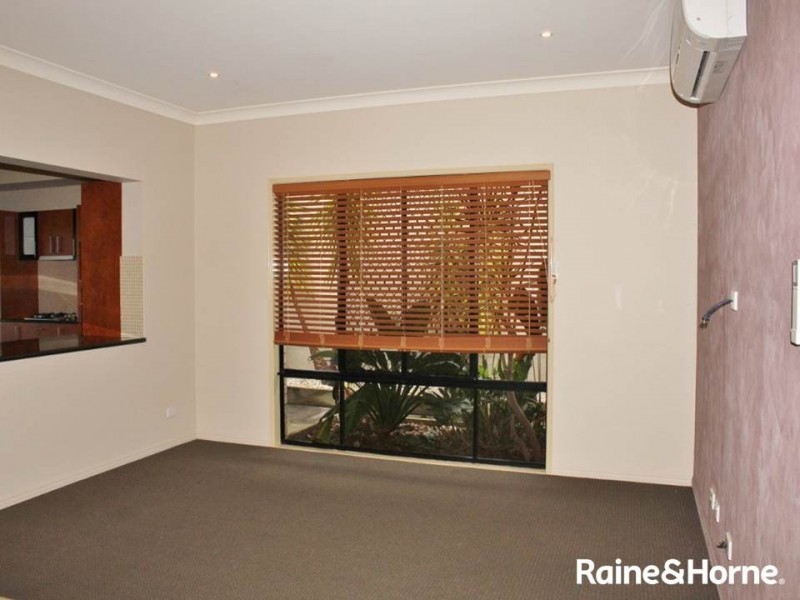 18 Gardenia Parade, North Lakes QLD 4509