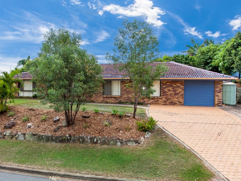7 Minerva Court, Eatons Hill QLD 4037