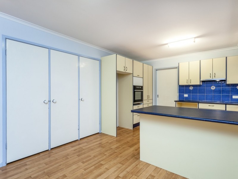 7 Minerva Court, Eatons Hill QLD 4037