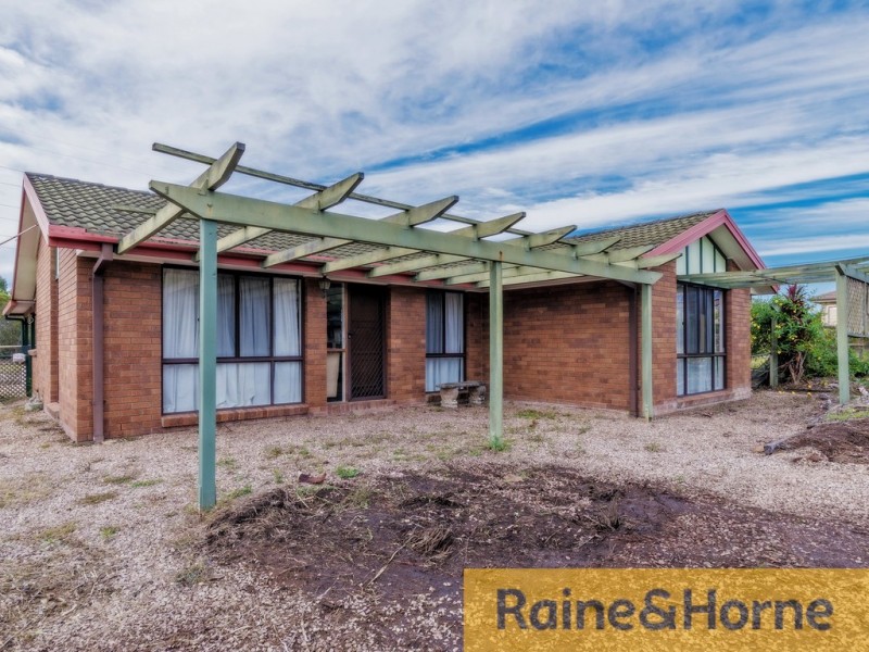 8-12 Lorikeet Court, Upper Caboolture QLD 4510