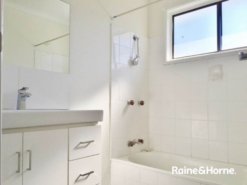 1 Kenneth Street, Morayfield QLD 4506