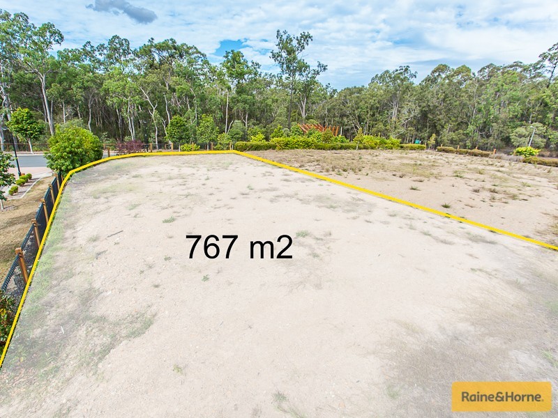 1 Hollow Crescent, Narangba QLD 4504