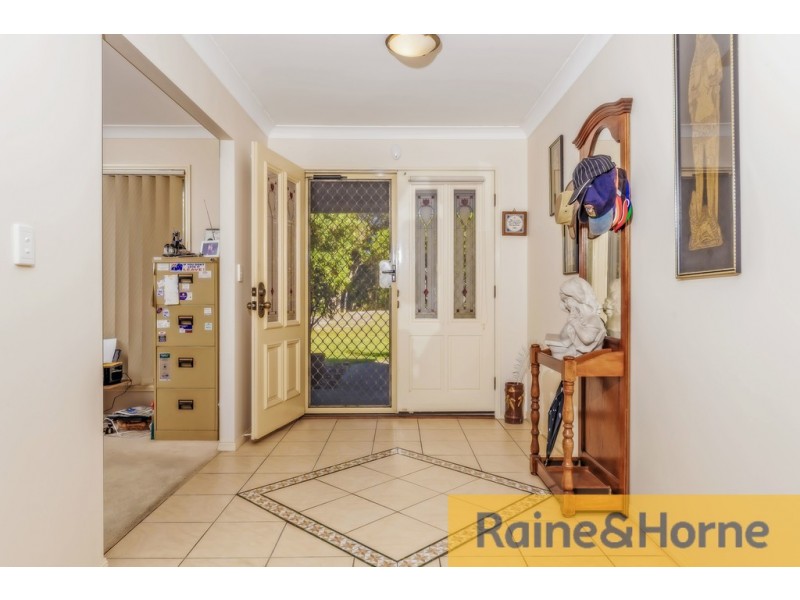 40 Gretel Drive, Beachmere QLD 4510