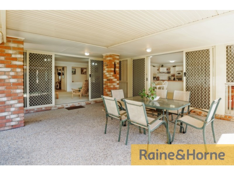 40 Gretel Drive, Beachmere QLD 4510