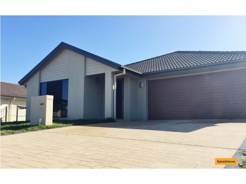 6 Chaps Close, Narangba QLD 4504