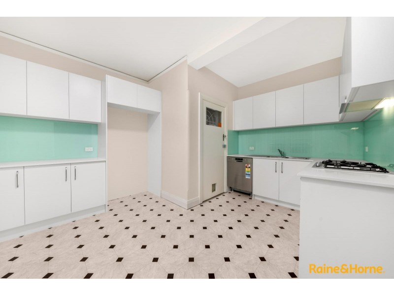 8/16 Waruda Street, Kirribilli NSW 2061