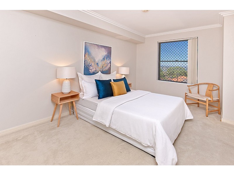 42/236 Pacific Highway, Crows Nest NSW 2065