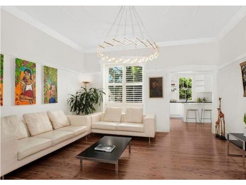 8/6 Holbrook Avenue, Kirribilli NSW 2061