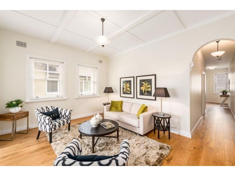 4/10 Holbrook Avenue, Kirribilli NSW 2061