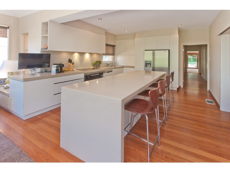 94 The Bulwark, Castlecrag NSW 2068