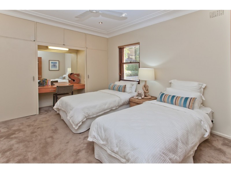 94 The Bulwark, Castlecrag NSW 2068