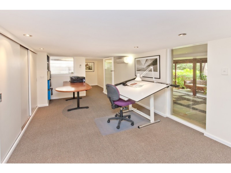 94 The Bulwark, Castlecrag NSW 2068